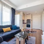 Plushome 3*