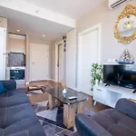 Hotel Plushome 3*